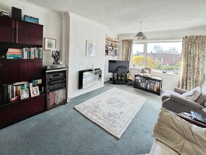 Lounge- click for photo gallery